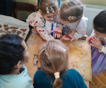 Pečenie medovníkov